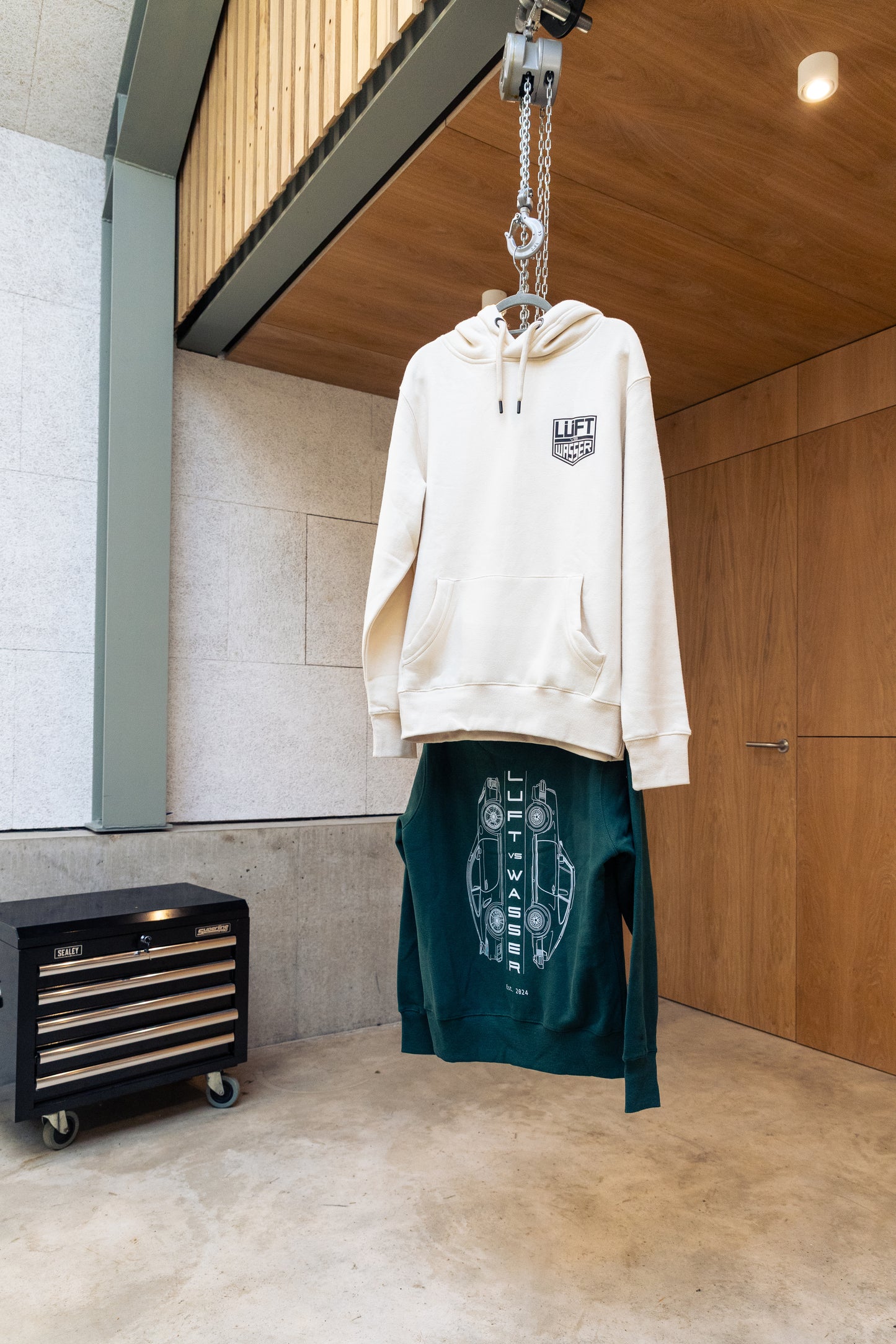 Premium Luft Vs Wasser Modern V Classic Hoodie (multiple colours)